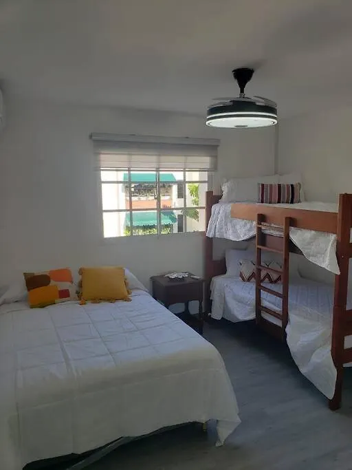 Los Robles Santo Domingo Apartment