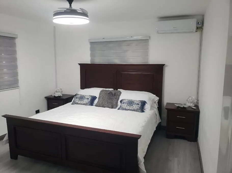 Los Robles Santo Domingo Apartment